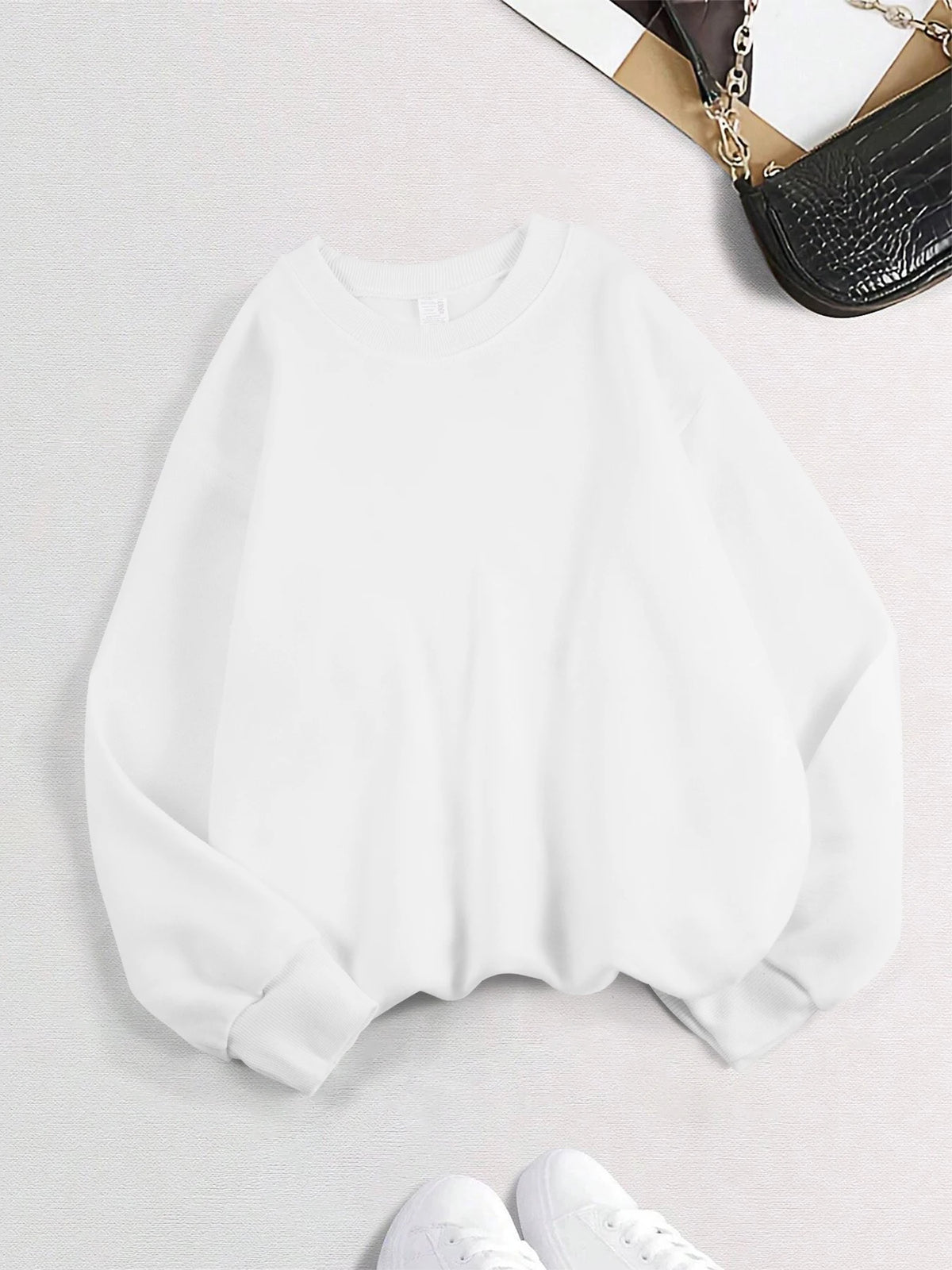 🤍 Sudadera Oversize de Forro Polar – Comodidad Esencial Invierno