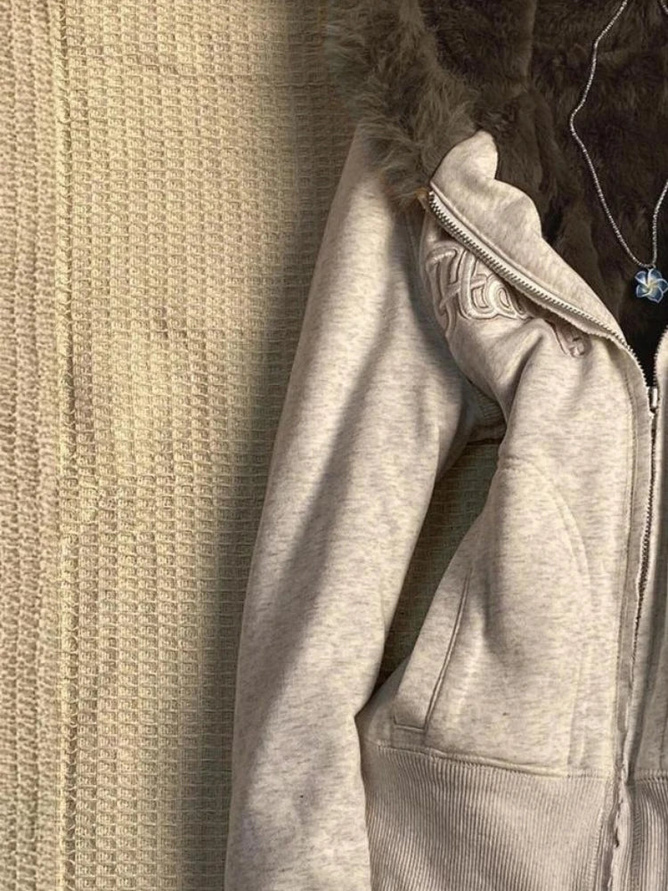 🦴 Hoodie Patchwork Vintage Y2K con Pelo y Bordado – Grunge Otoñal
