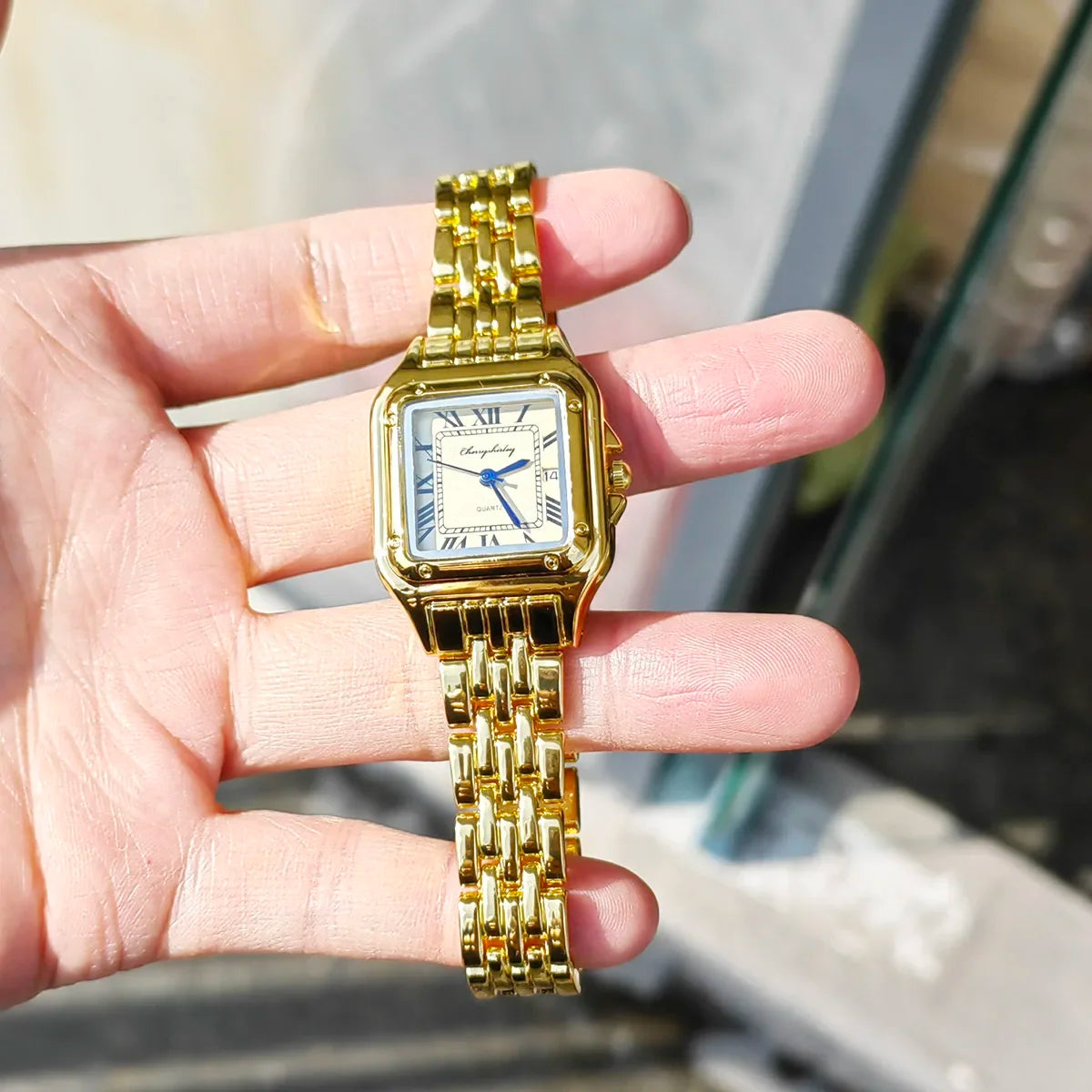 Reloj de Cuarzo con Brazalete de Diamantes – Colección Premium