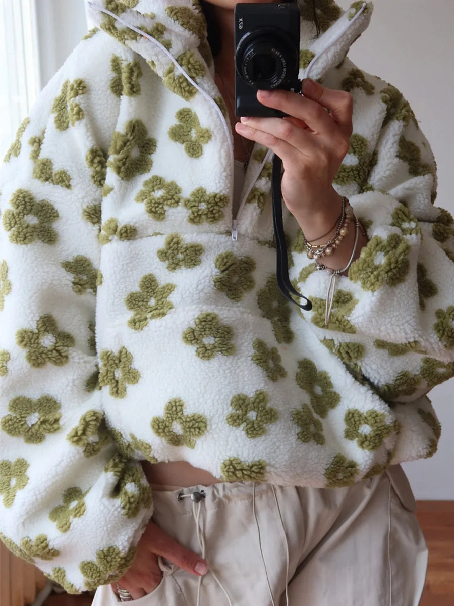🌸 Pullover Sherpa Floral con Media Cremallera – Cálido y Estiloso
