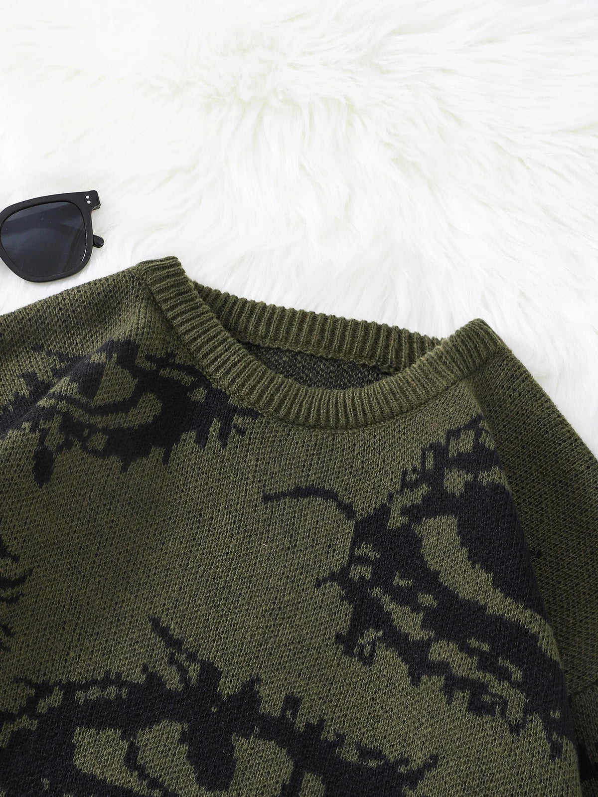 Abstract Eye Motif Jacquard Sweater – Casual Fall-Winter Pullover