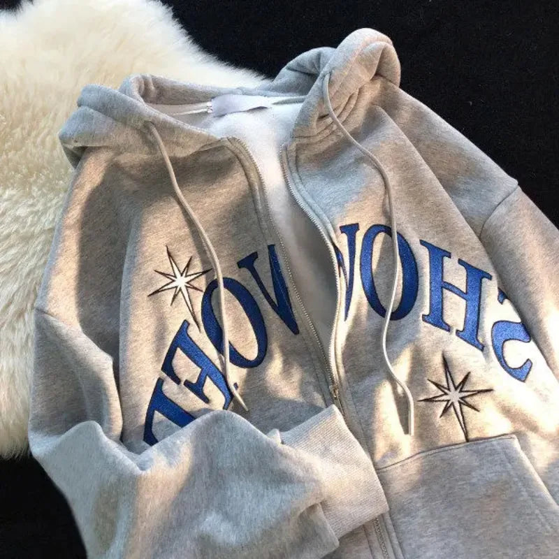 💙 Sudadera Azul Retro Gótica – Coleción Otoño-Invierno 2025