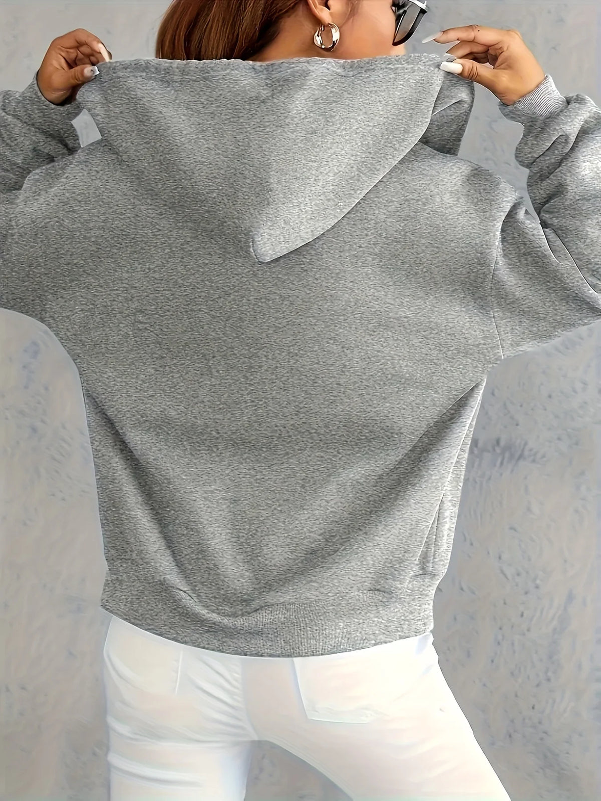🤎 Hoodie Marrón Relaxed con Estampado Blanco – Comodidad Total